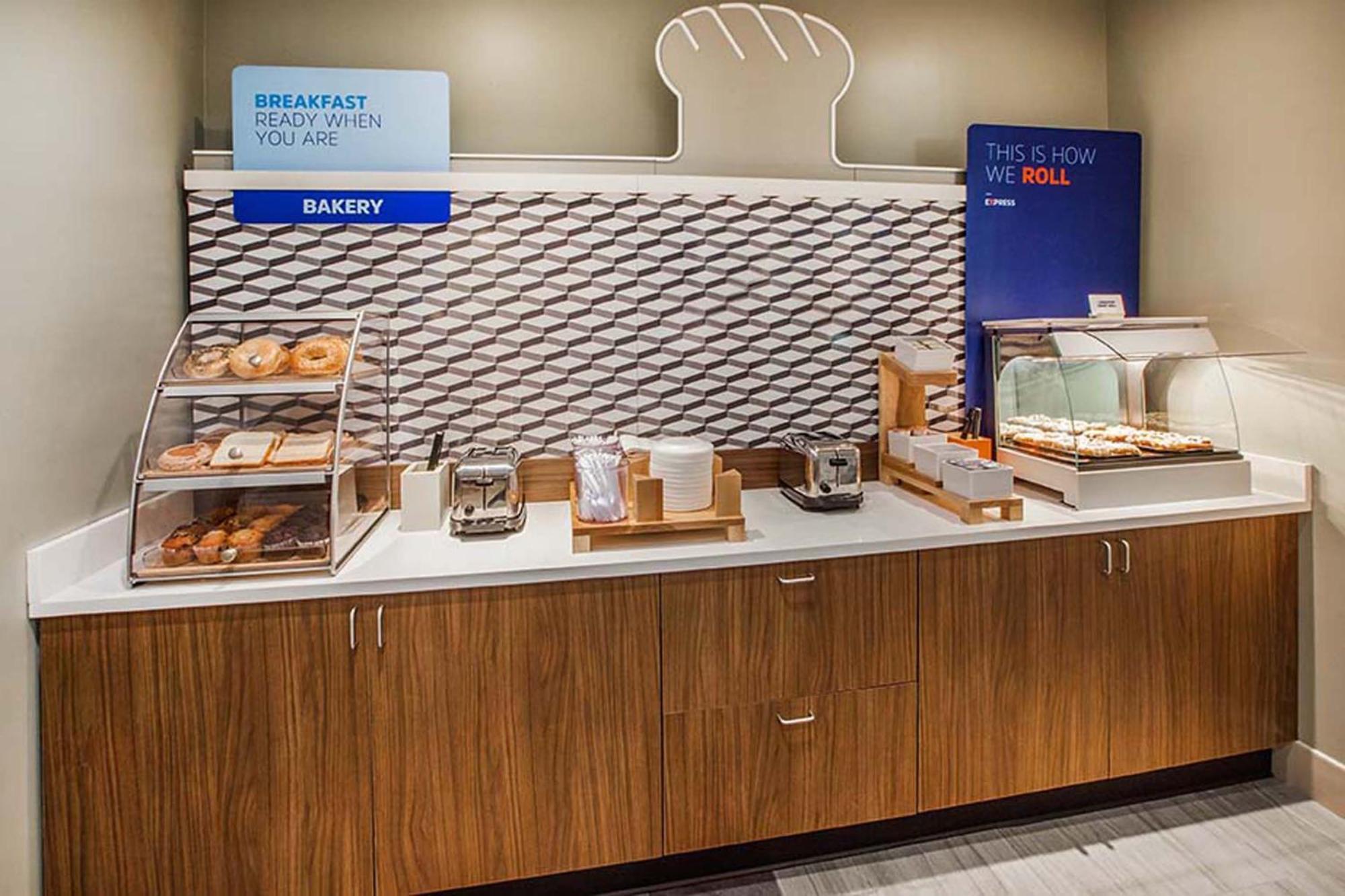 Holiday Inn Express Hotel & Suites North Bay By Ihg Exteriér fotografie