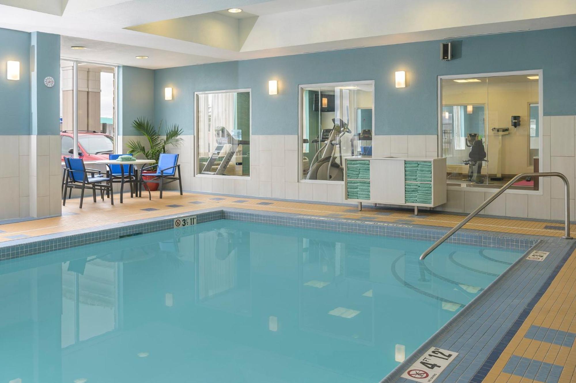 Holiday Inn Express Hotel & Suites North Bay By Ihg Exteriér fotografie